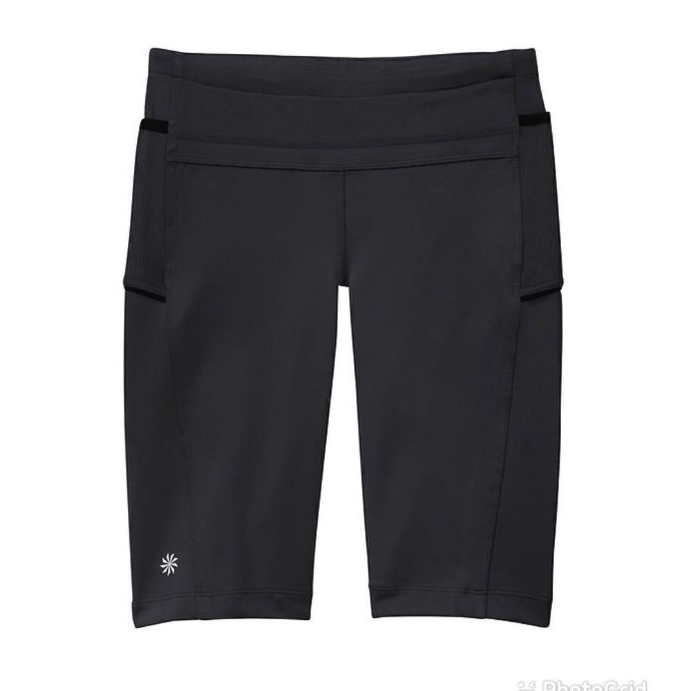 Athleta Presto Bermuda compression shorts